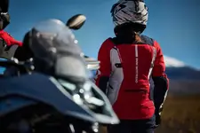 w-motorrad-clothing-collection-2024-12-2023-2250px.webp