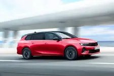 01_Opel_520672.webp