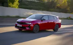 01_Opel_523346.webp