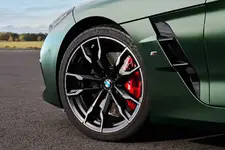 w-z4-m40i-with-manual-gearbox-still-01-2024-2250px.webp