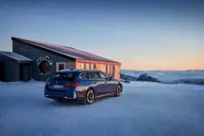 -bmw-520d-xdrive-touring-still-shot-02-2024-2248px.webp