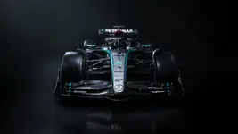 mercedes-amg-w15-e-performance-lewis-hamilton-front-low.webp