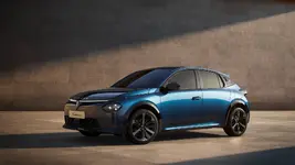 625_NUOVA LANCIA YPSILON EDIZIONE LIMITATA CASSINA (8).webp