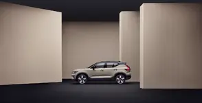 323389_Volvo_EX40.webp