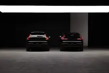 324099_Volvo_EC40_and_Volvo_EX40_Black_Edition.webp