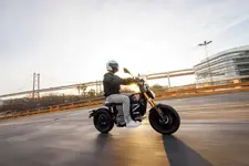 90538027-bmw-ce-02-highline-version-02-2024-2248px.webp
