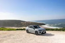 w-ix2-xdrive30-brooklyn-grey-static-02-2024-2248px.webp