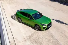 2-m35i-xdrive-frozen-tampa-bay-green-static-2248px.webp