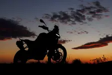 169-the-bmw-f-900-gs-on-road-stills-02-2024-2248px.webp