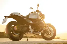 P90539473-the-bmw-r-12-ninet-stills-02-2024-2250px.webp