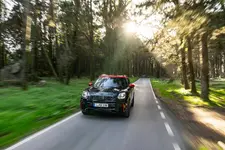 0-mini-john-cooper-works-countryman-03-2024-2250px.webp