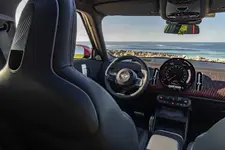 6-mini-john-cooper-works-countryman-03-2024-2250px.webp