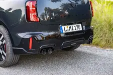 2-mini-john-cooper-works-countryman-03-2024-2250px.webp
