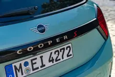 P90542447-mini-cooper-s-04-2024-2250px.webp