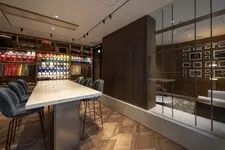 Aston Martin Ginza - Interior.webp