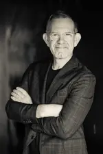 holger-hampf-head-of-deisngworks-01-10-2022-1000px.webp