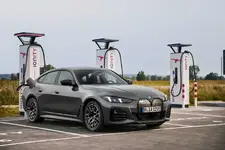 P90546604-the-new-bmw-i4-e-drive40-exterior-2248px.webp