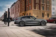 P90546618-the-new-bmw-i4-e-drive40-exterior-2248px.webp