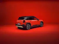 P90546747-the-new-mini-aceman-04-2024-2000px.webp