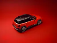 P90546751-the-new-mini-aceman-04-2024-2000px.webp