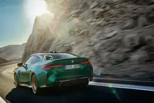 P90548608-the-all-new-bmw-m4-cs-05-2024-2250px.webp