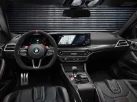 P90548657-the-all-new-bmw-m4-cs-05-2024-2000px.webp