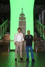 2024-05-08-lightshow-4.webp
