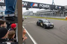 -race-nuerburgring-second-race-day-02-06-20-2250px.webp