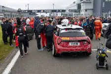 -race-nuerburgring-first-race-day-01-06-202-2250px.webp