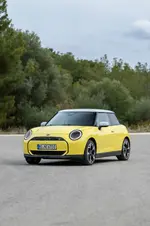 P90550459-mini-cooper-se-05-2024-999px.webp