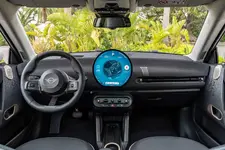 P90550488-mini-cooper-se-05-2024-2250px.webp