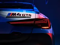 -m4-gt4-evo-photoshoot-studio-update-livery-1999px.webp