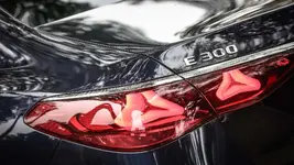 mercedes-benz-classe-e-e300-2025 (9).webp
