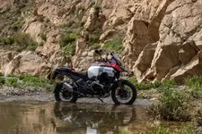 P90554788-bmw-r-1300-gs-adventure-06-2024-2250px.webp