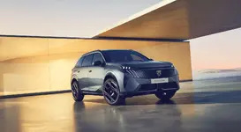 PEUGEOT_E5008_2403_EXT (5).webp