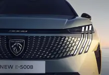 PEUGEOT_E5008_2403_EXT (30).webp