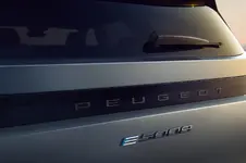 PEUGEOT_E5008_2403_EXT (32).webp