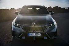 90564715-the-all-new-bmw-m5-touring-08-2024-2250px.webp