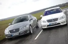 JaguuarXJvMercedesSClass.webp