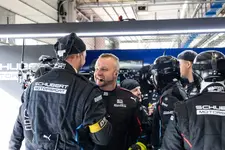 hubert-motorsport-33-bmw-m4-gt3-ren-rast-ro-2250px.webp