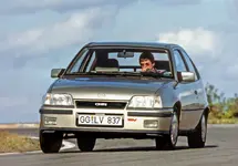 12_Opel_10547.webp