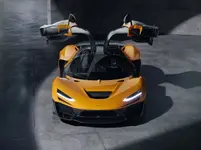 Original-16835-3-mclaren-w1-high-front-doors-open.webp