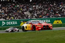 ubert-motorsport-31-bmw-m4-gt3-sheldon-van--2250px.webp