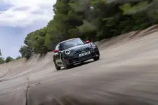P90573921-mini-john-cooper-works-10-2024-2250px.webp