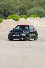 P90573961-mini-john-cooper-works-10-2024-999px.webp