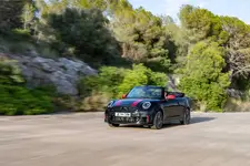 -mini-john-cooper-works-convertible-10-2024-2249px.webp