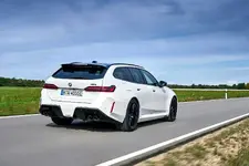 P90576050-der-neue-bmw-m5-touring-10-2024-2250px.webp