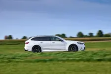 P90576054-der-neue-bmw-m5-touring-10-2024-2250px.webp