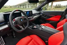 P90576067-der-neue-bmw-m5-touring-10-2024-2249px.webp