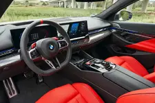 P90576068-der-neue-bmw-m5-touring-10-2024-2248px.webp